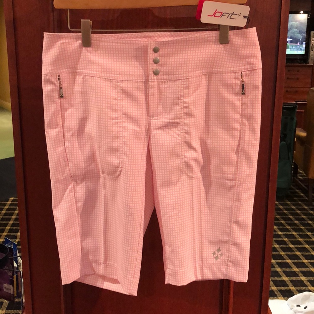 NWT Jofit Short
